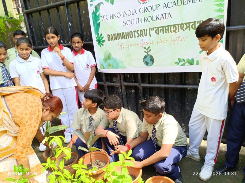বনমহোৎসব